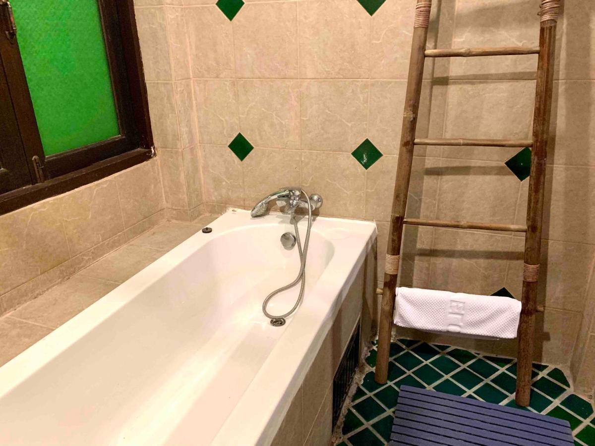 Thapae Boutique House Otel Chiang Mai Dış mekan fotoğraf