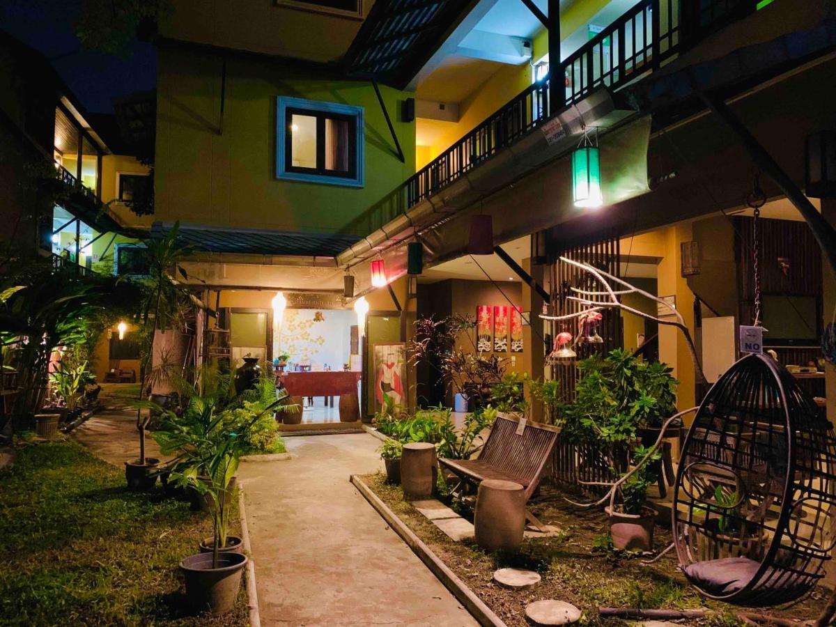 Thapae Boutique House Otel Chiang Mai Dış mekan fotoğraf