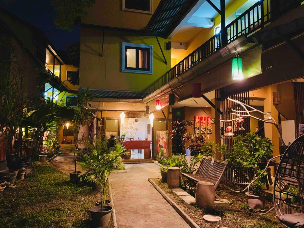 Thapae Boutique House Otel Chiang Mai Dış mekan fotoğraf